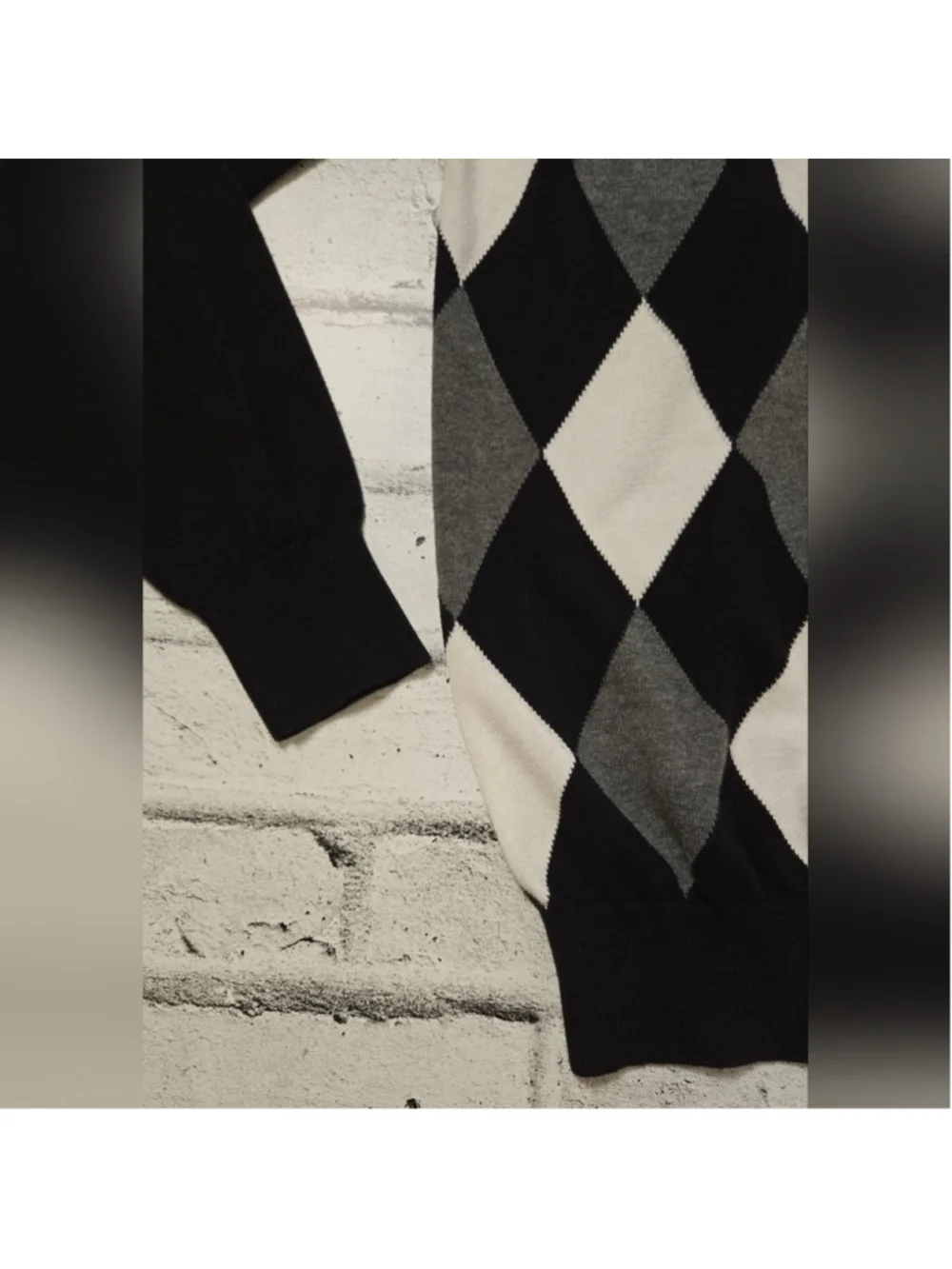 Abacus Men’s Argyle V-Neck Sweater Black Grey Diamond Knit XL
